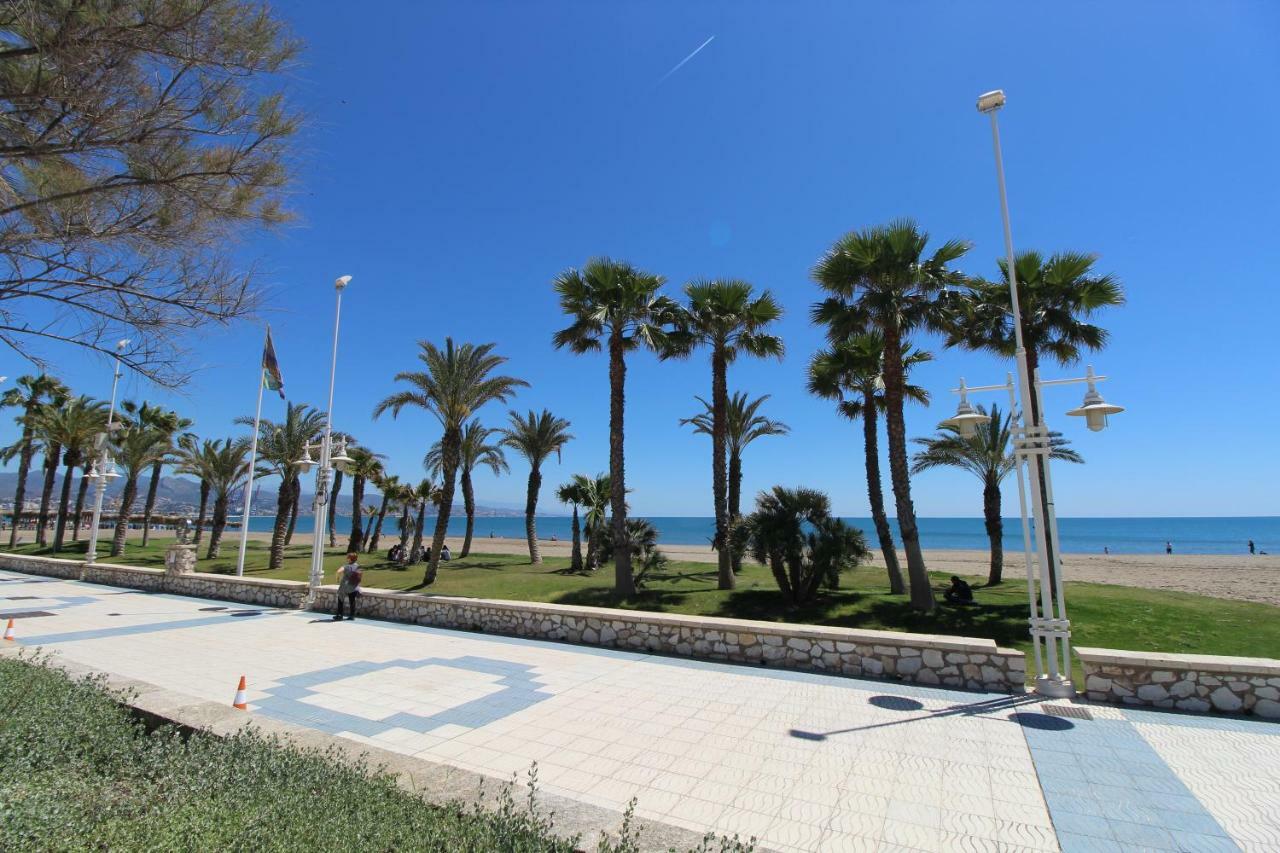 Playa De La Misericordia Malaga Bagian luar foto